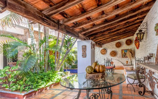 jardín en casa en venta en toreo mazatlan