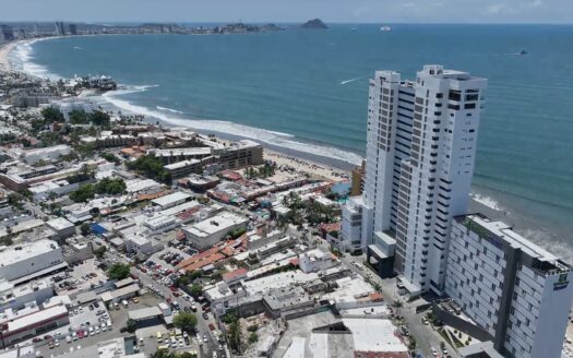 condominio en venta en zona dorada mazatlan vacacional