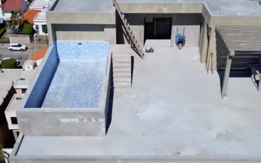 ZAFIRA ULTIMO EN VENTA SOBRE CAMARON SABALO MZT